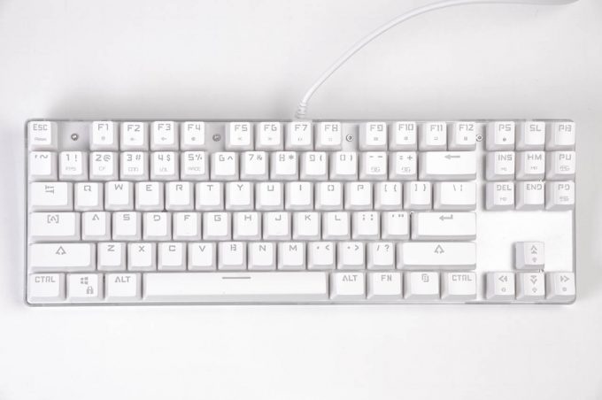 白色でオシャレなメカニカルゲーミングキーボードk87sがコスパ最強 トコログ