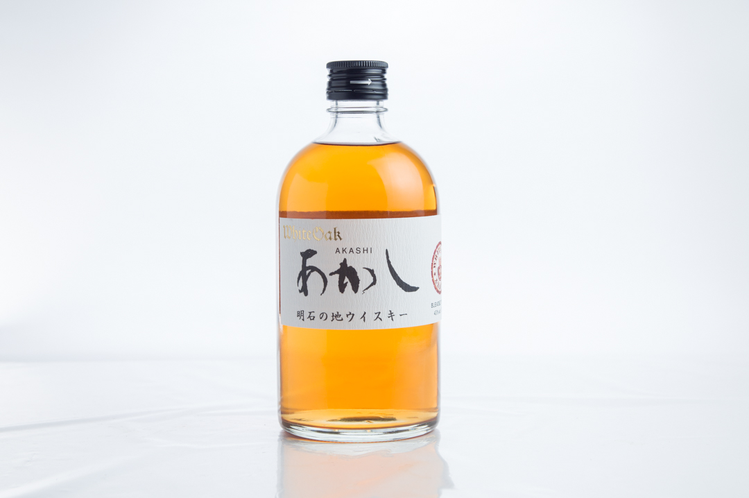ホワイトオーク 地ウイスキーあかしをレビュー！コスパも良好で料理に良く合う トコログ